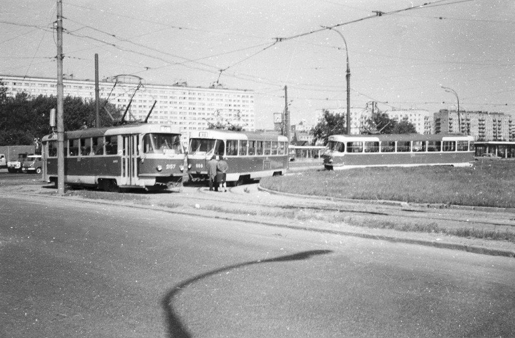 Москва, Tatra T3SU (двухдверная) № 2157; Москва, Tatra T3SU (двухдверная) № 889; Москва — Исторические фотографии — Трамвай и Троллейбус (1946-1991)