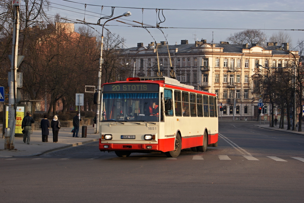 Vilnius, Škoda 14Tr17/6M N°. 1651
