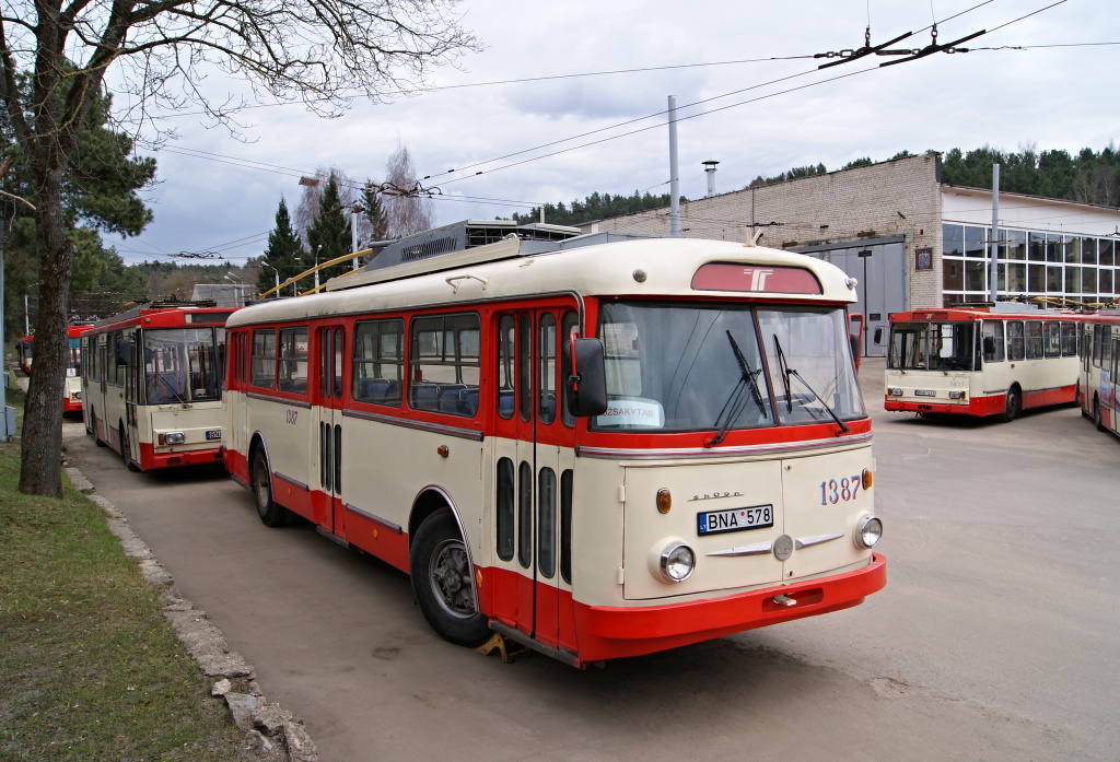 Vilnius, Škoda 9TrH29 č. 1387