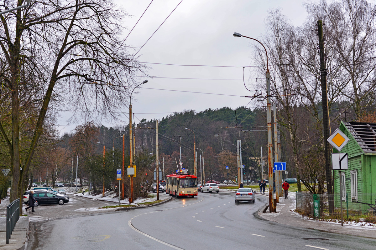 Vilnius — Trolleybus wires and infrastructure