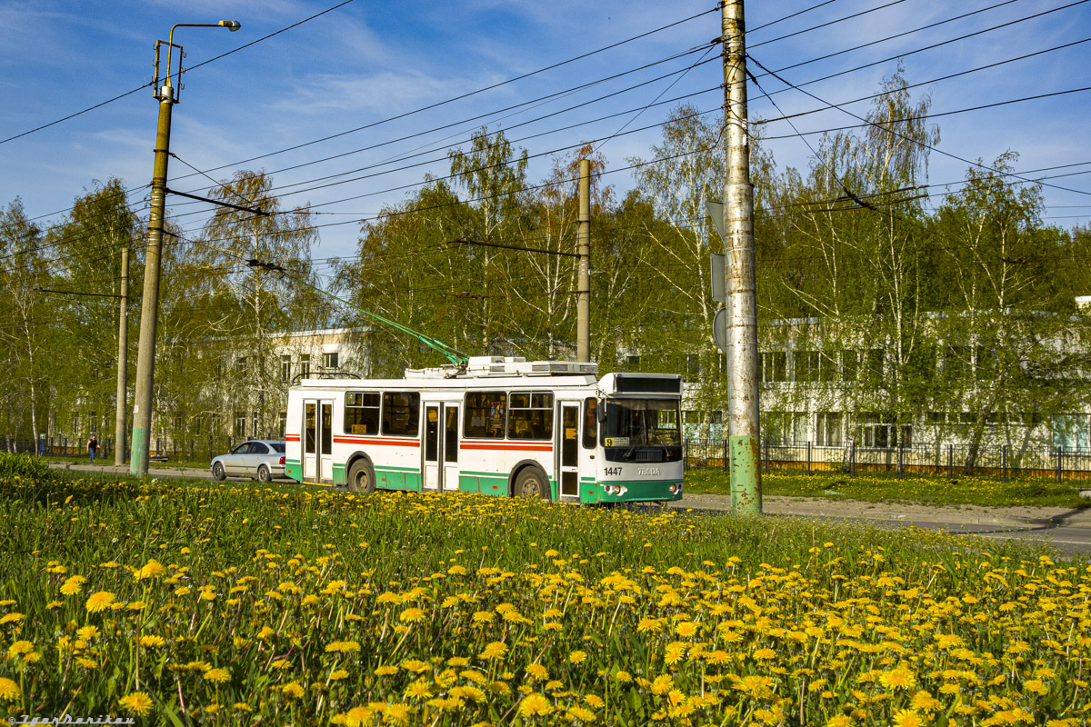 Penza, ZiU-682G-016.02 # 1447