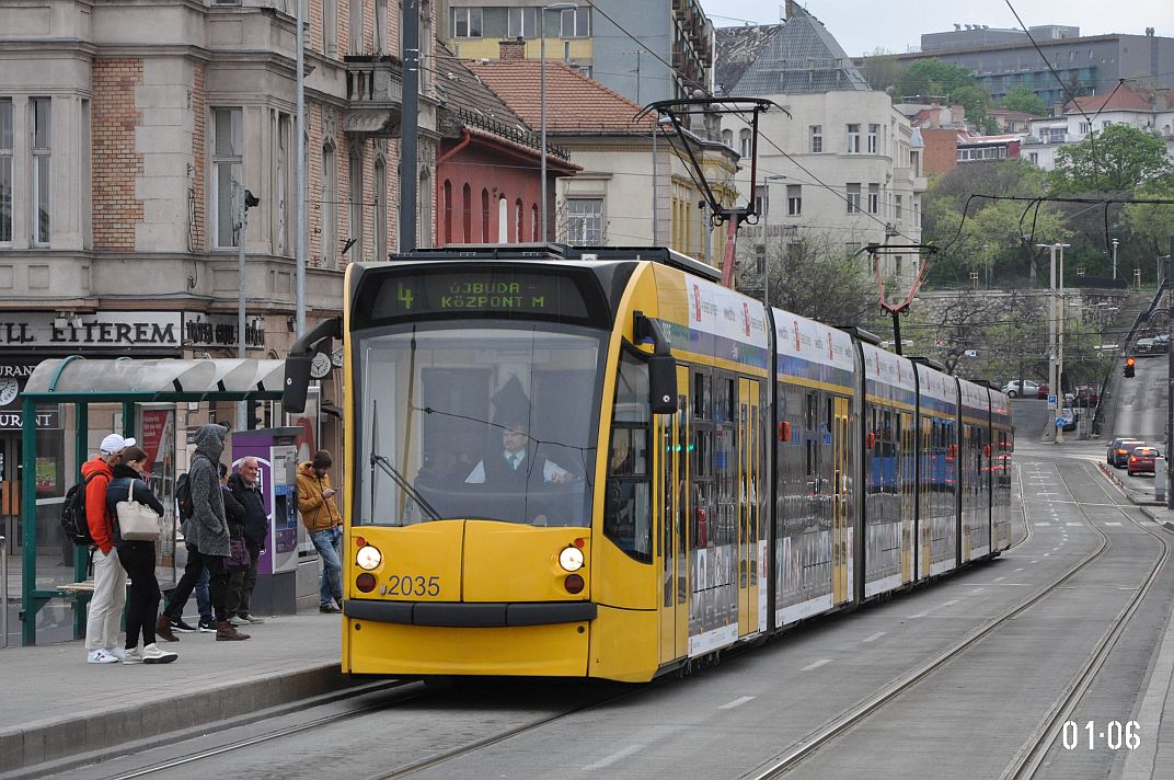 Будапешт, Siemens Combino Supra NF12B № 2035