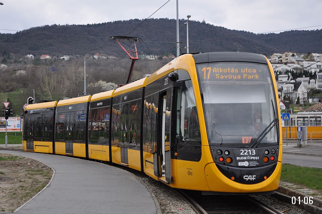 Будапешт, CAF Urbos 3 № 2213