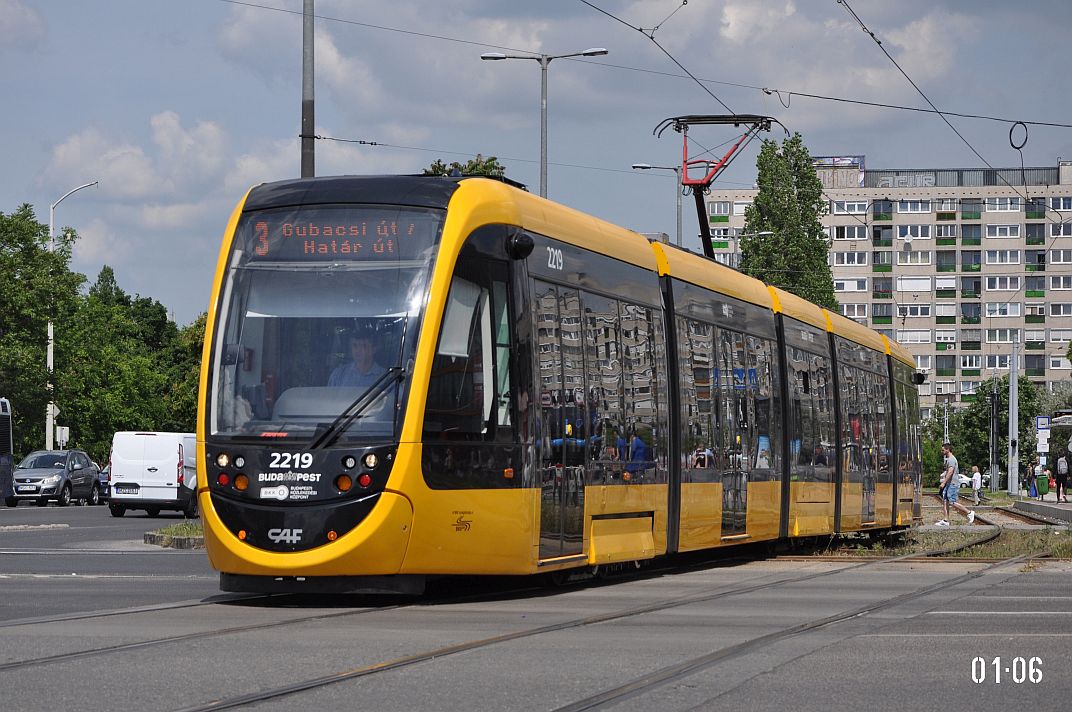 Budapest, CAF Urbos 3 — 2219