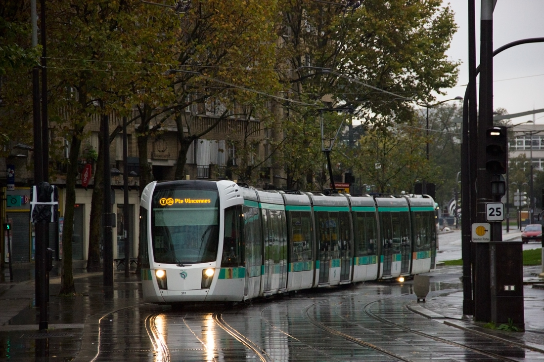 Париж -  Версаль -  Ивелин, Alstom Citadis 402 № 312