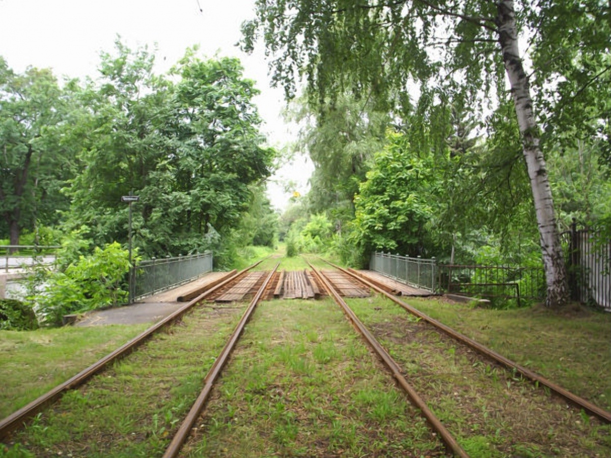Saint-Petersburg — Dismantling and abandoned lines; Saint-Petersburg — Tram lines and infrastructure