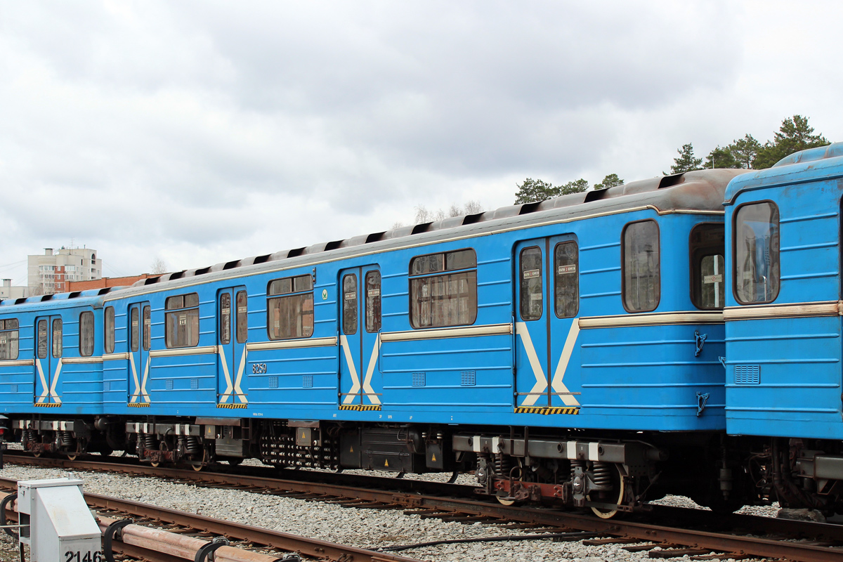 Екатеринбург, 81-714.5 (ЛВЗ/ВМ) № 8259