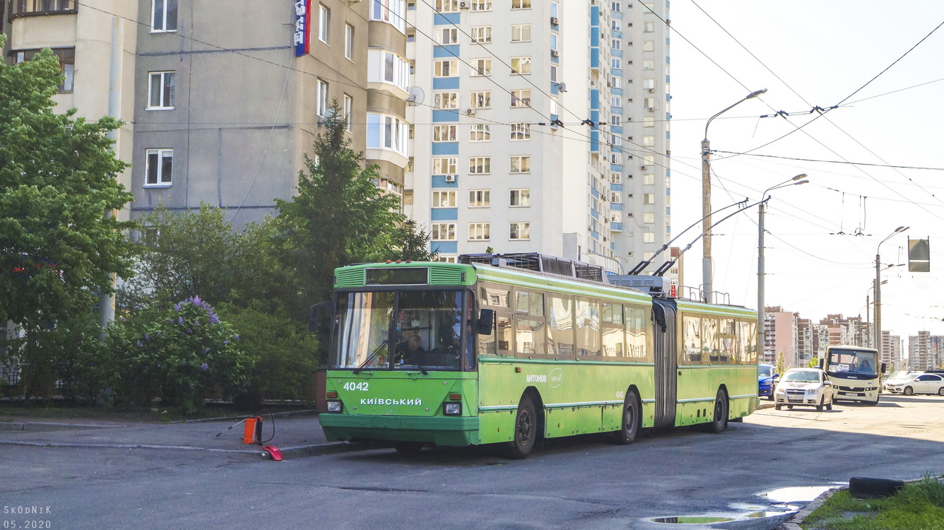 Киев, Киев-12.03 № 4042