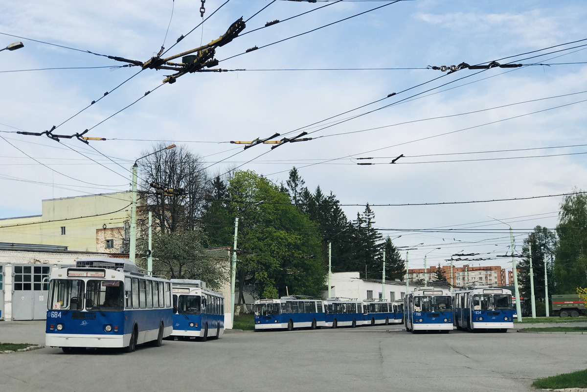 Чебоксары, АКСМ 101М № 684; Чебоксары — Троллейбусное депо