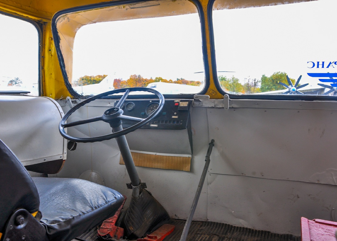 Киев, МТБ-82Д № 90