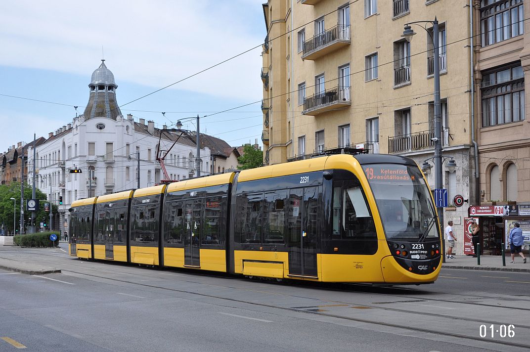 布达佩斯, CAF Urbos 3 # 2231