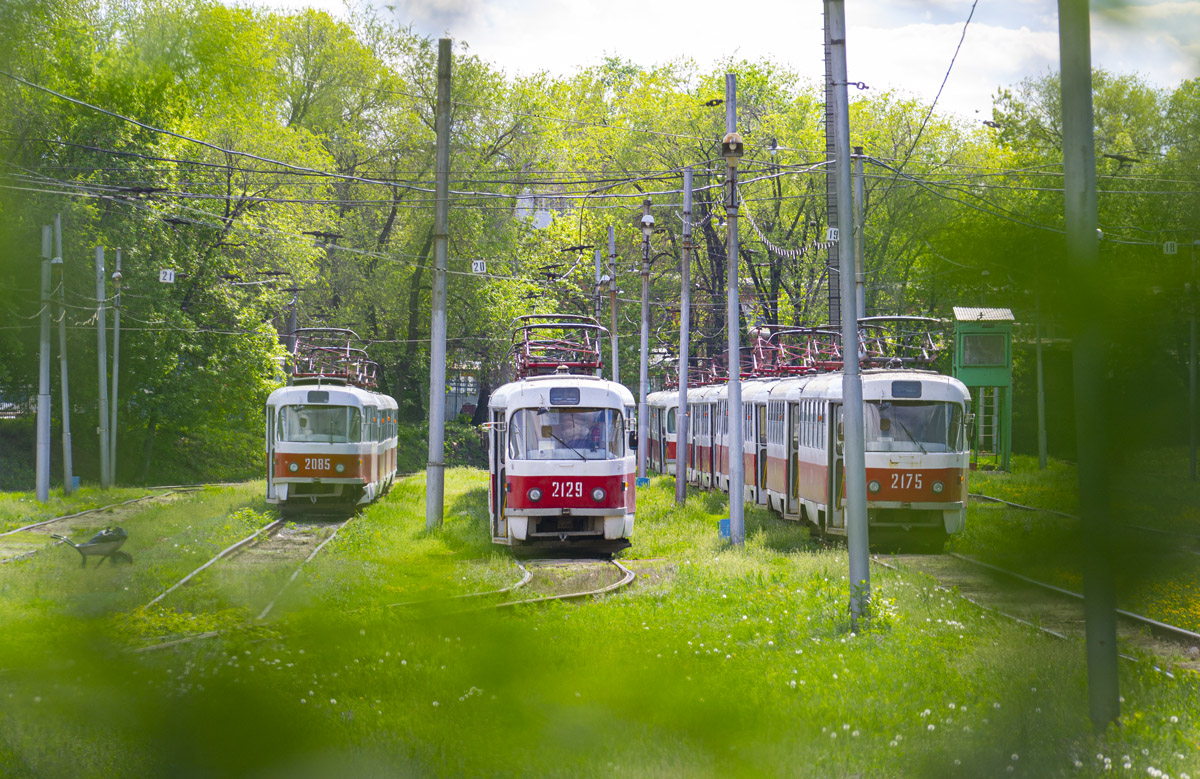 Самара, Tatra T3SU № 2085; Самара, Tatra T3E № 2129; Самара — Кировское трамвайное депо