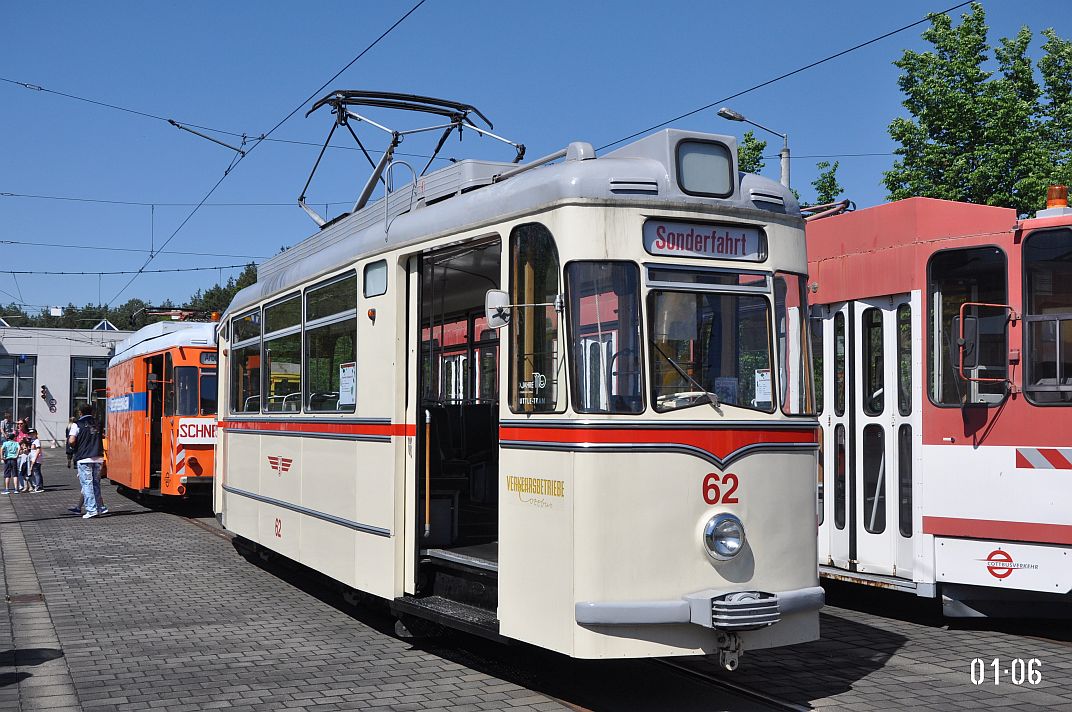 Котбус, Gotha T2-64 № 62; Котбус — День открытых дверей и 6-й слет автобусов Икарус в Германии (18.05.2019) Котбус, Gotha T2-64 № 62; Котбус — День открытых дверей и 6-й слет автобусов Икарус в Германии (18.05.2019)