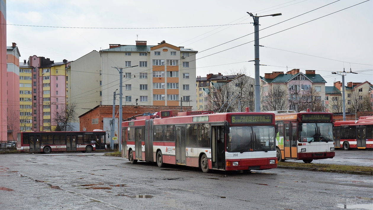 Ивано-Франковск, Gräf & Stift J13 NGT204 M16 № 202; Ивано-Франковск, Gräf & Stift 858 GE112 M16 № 183