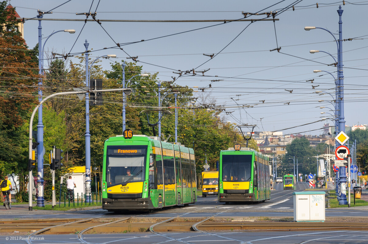 Познань, Solaris Tramino S105p № 552; Познань, Solaris Tramino S105p № 526