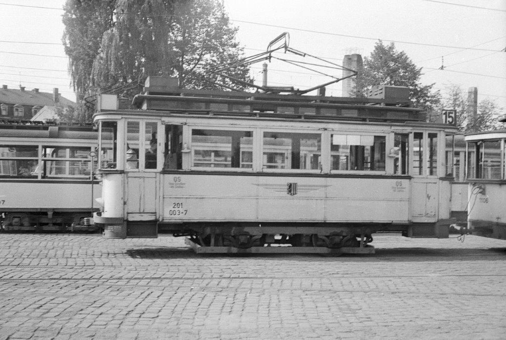 Дрезден, Двухосный моторный Dresden № 201 003-7; Дрезден — Старые фотографии (трамвай)