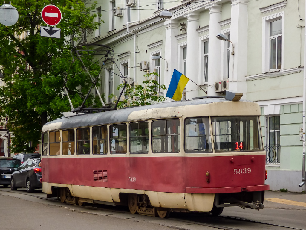 Киев, Tatra T3SU № 5839