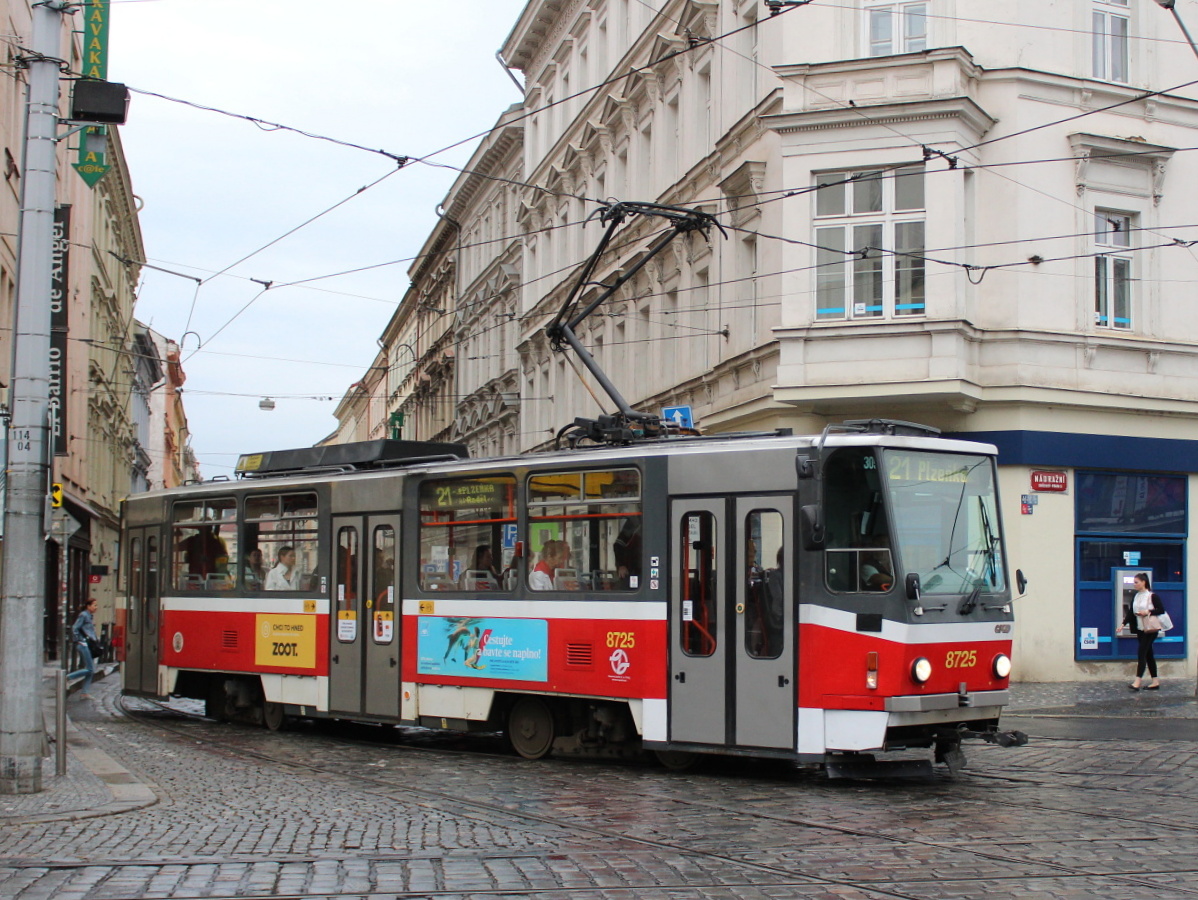 Прага, Tatra T6A5 № 8725