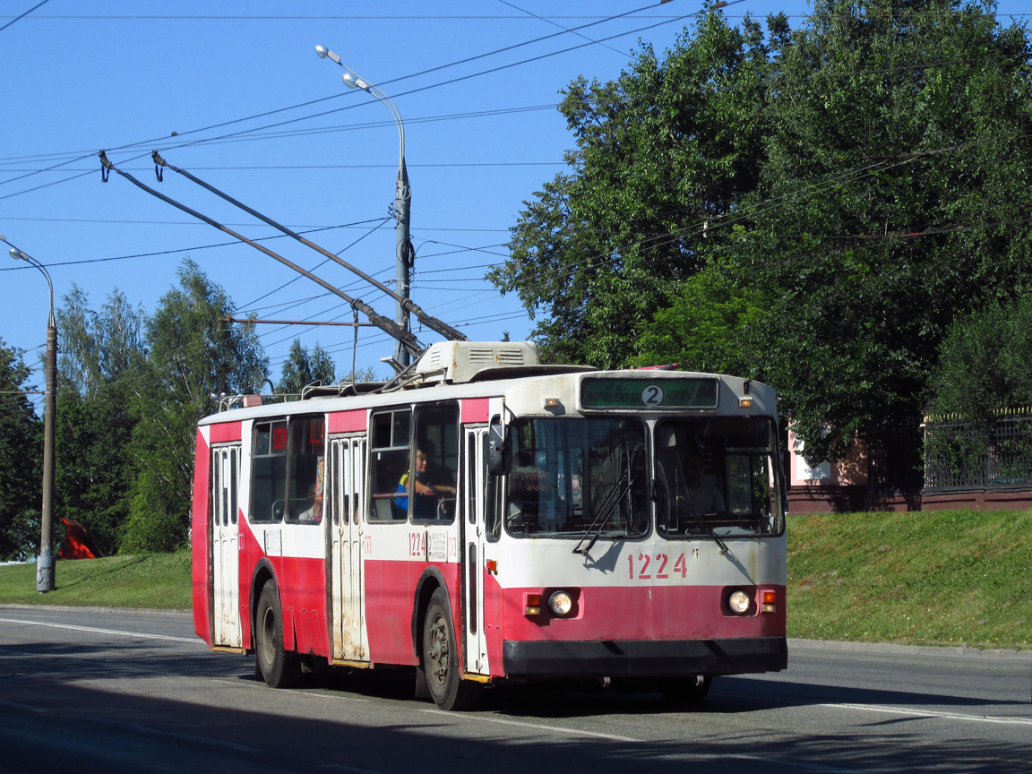 Ижевск, ЗиУ-682В № 1224