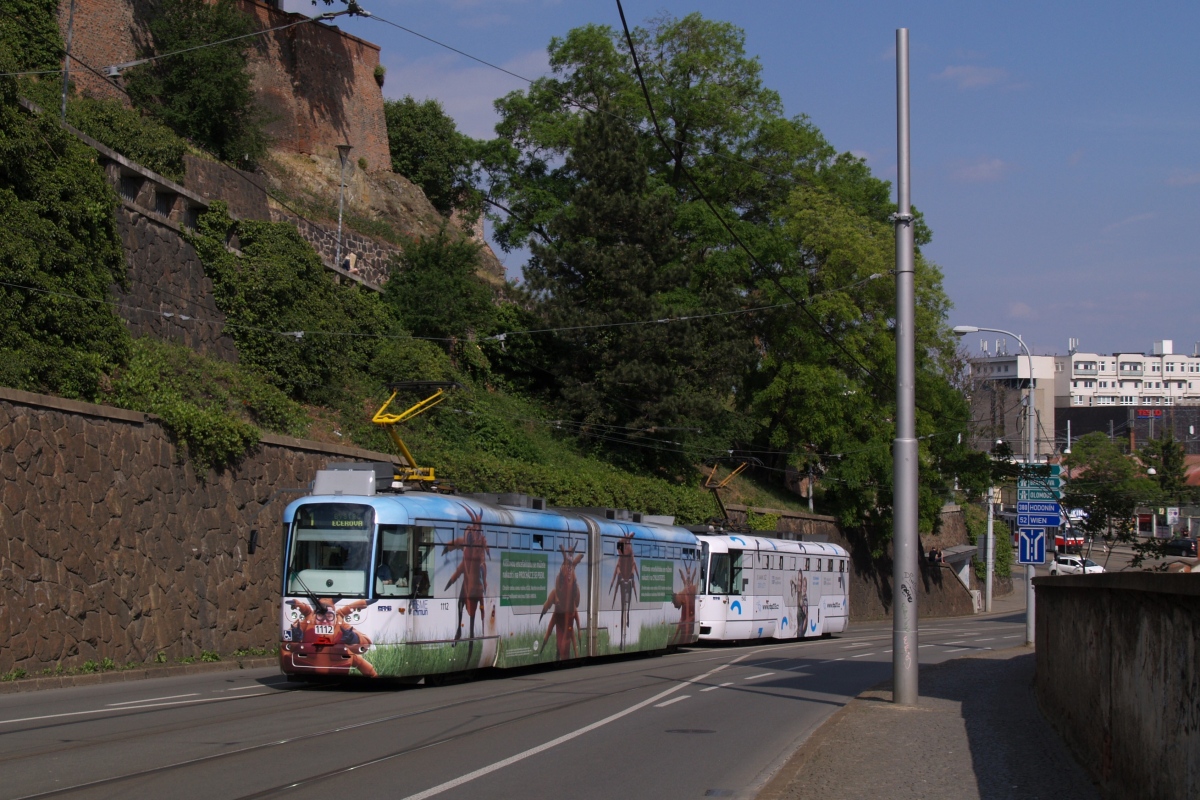 Брно, Vario LF2R.E № 1112; Брно, Vario LFR.E № 1582