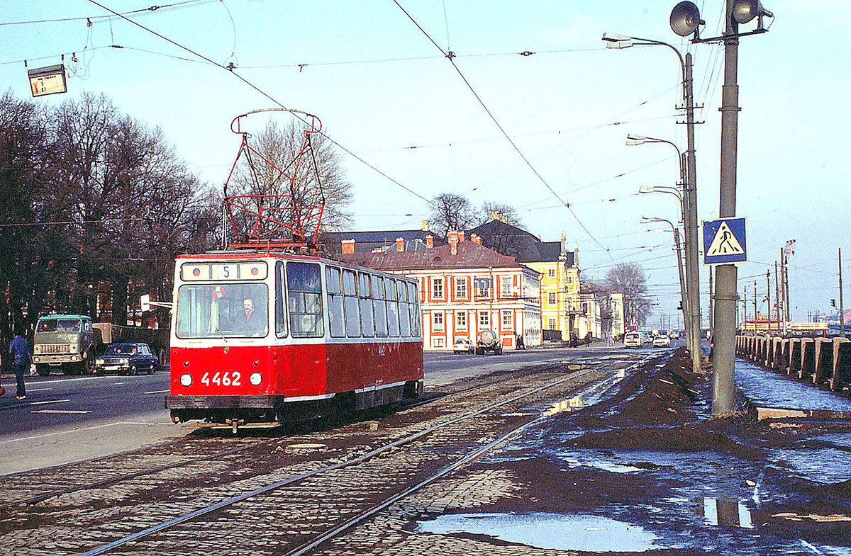 Санкт-Петербург, ЛМ-68М № 4462