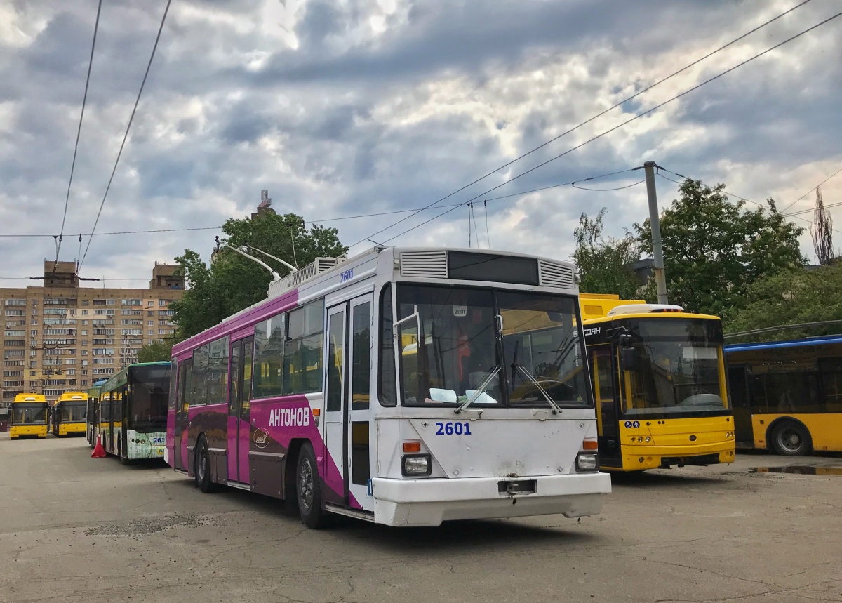 Киев, Киев-12.04 № 2601