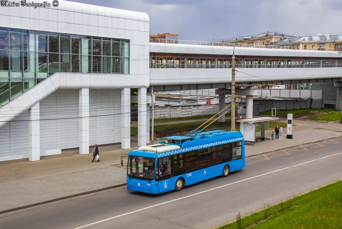 Moskva, Trolza-5265.00 “Megapolis” č. 1795
