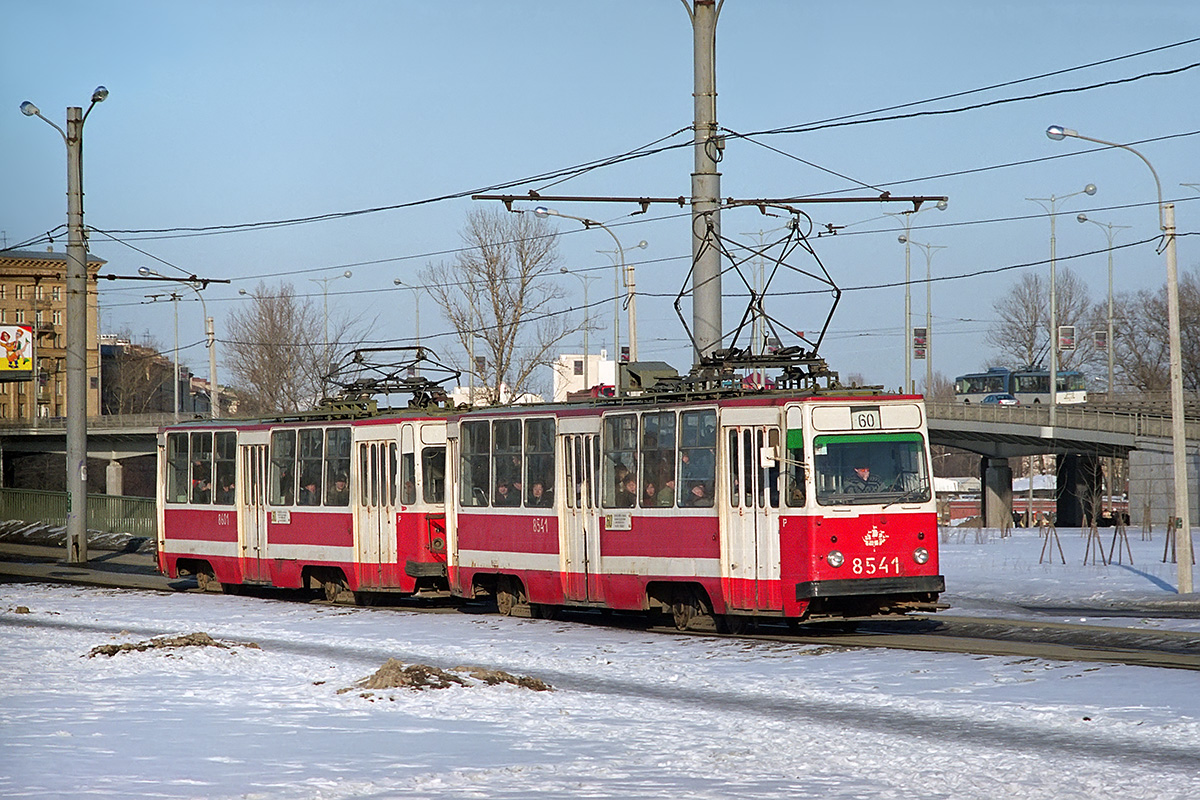 Saint-Petersburg, LM-68M № 8541