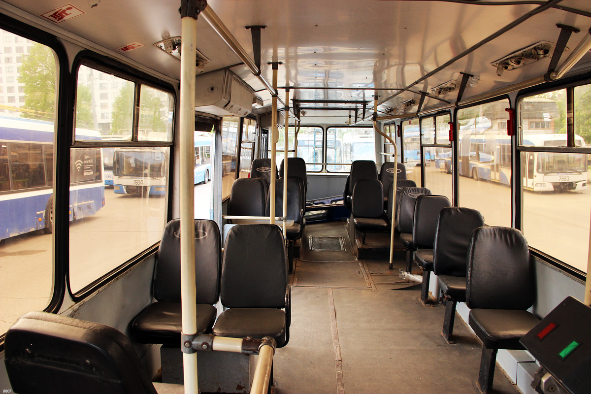 Москва, ЗиУ-682ГМ1 (с широкой передней дверью) № 8807