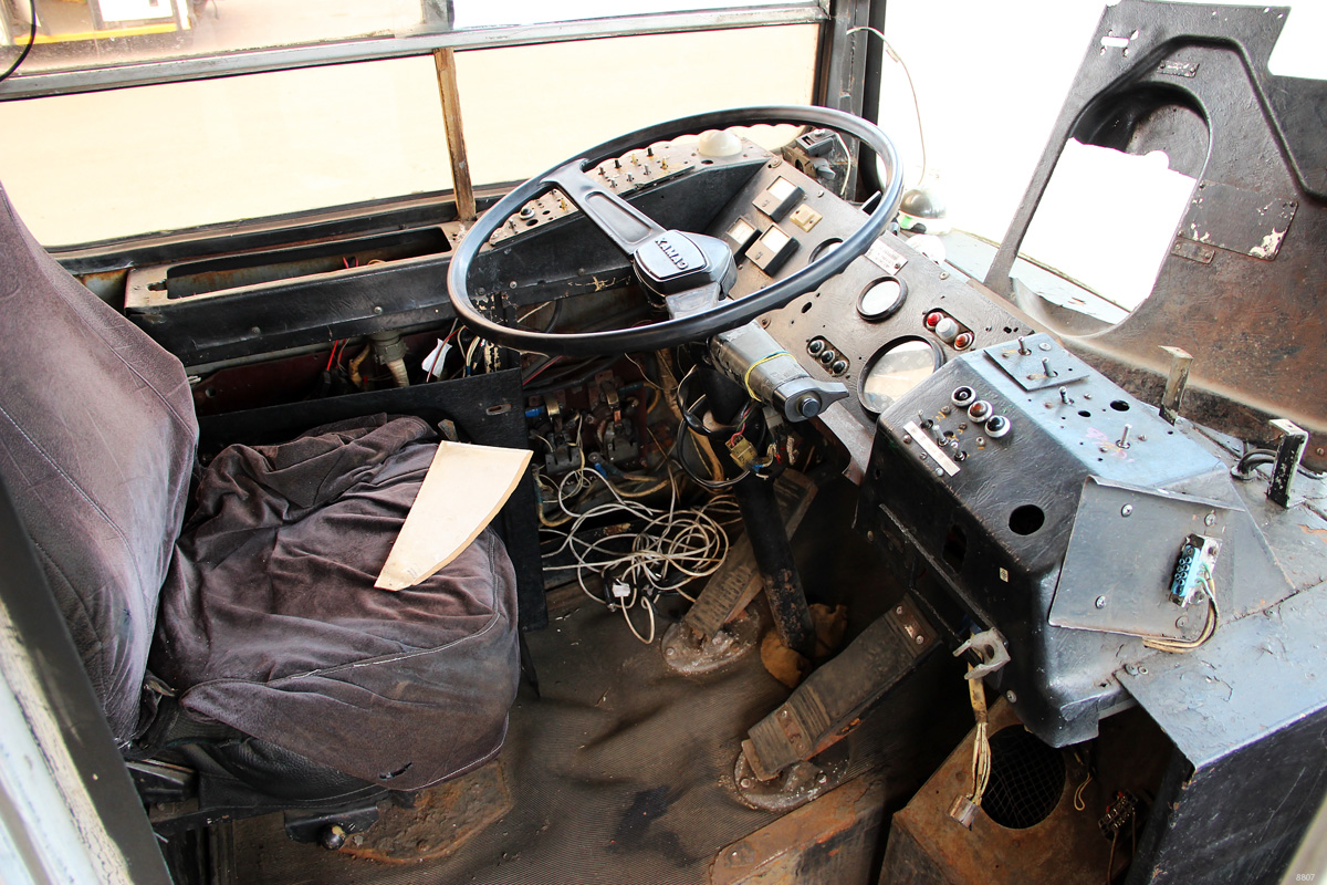 Москва, ЗиУ-682ГМ1 (с широкой передней дверью) № 8807