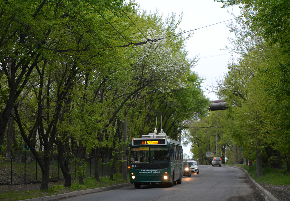 Владивосток, ЗиУ-682Г-016.02 № 255