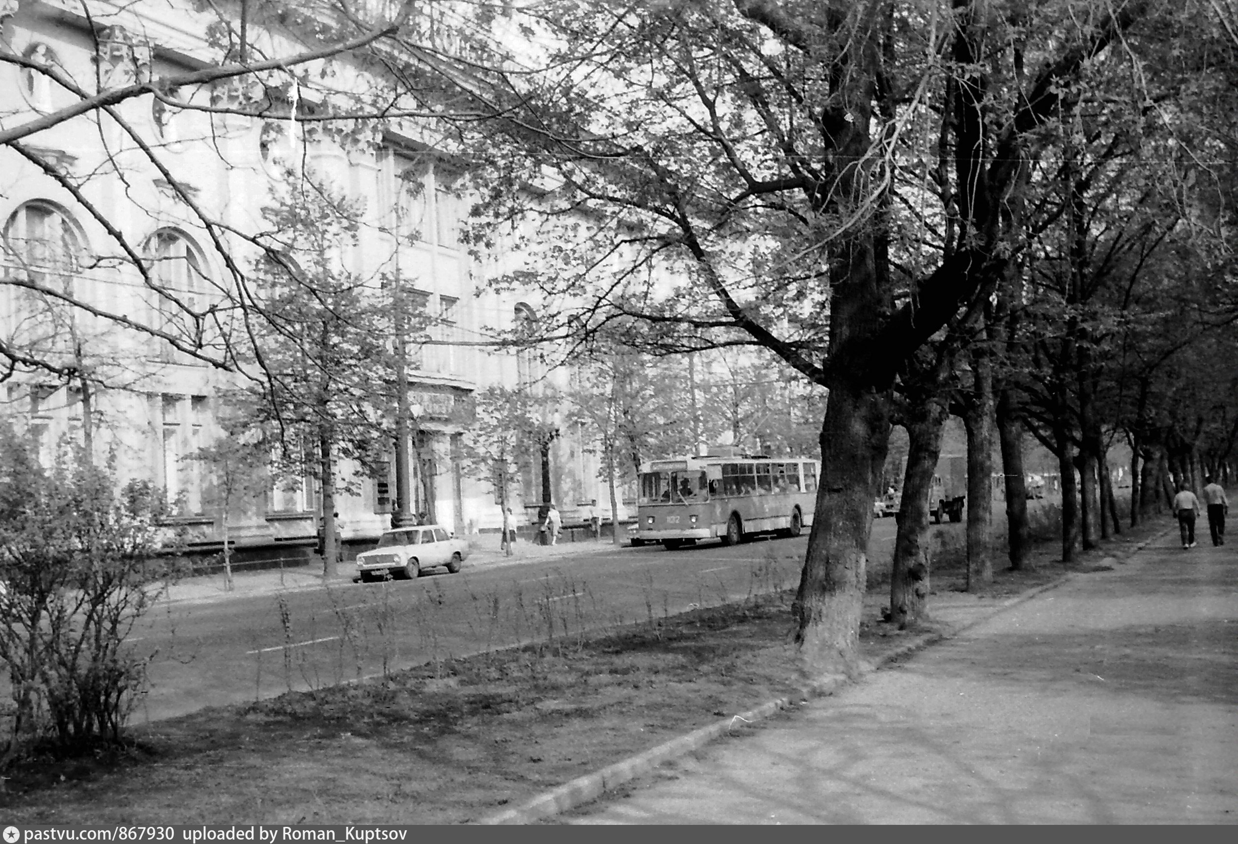 Москва, ЗиУ-682В № 1132; Москва — Исторические фотографии — Трамвай и Троллейбус (1946-1991)