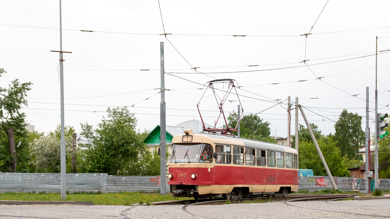 Jekaterinburg, Tatra T3SU Nr. 692