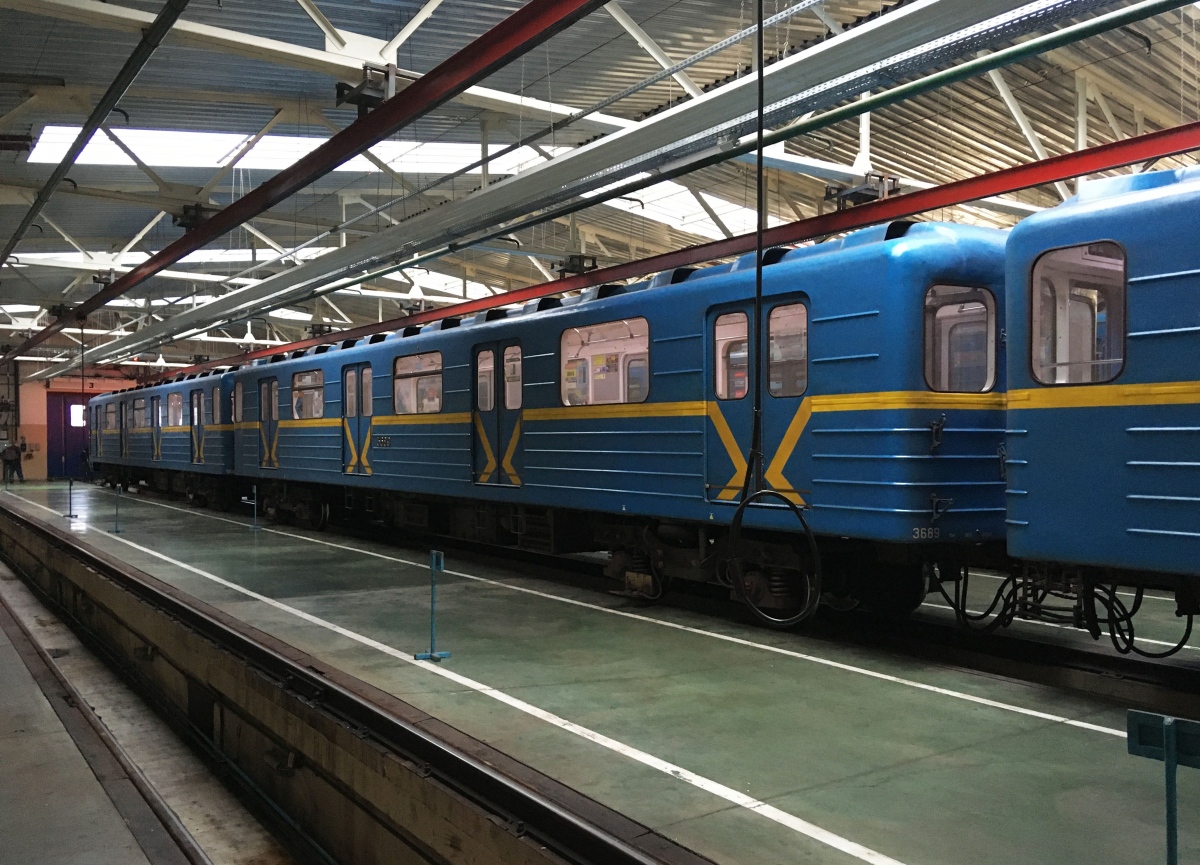 Kyjev, E-KM-Pm-01 (81-7081-01) č. 3689