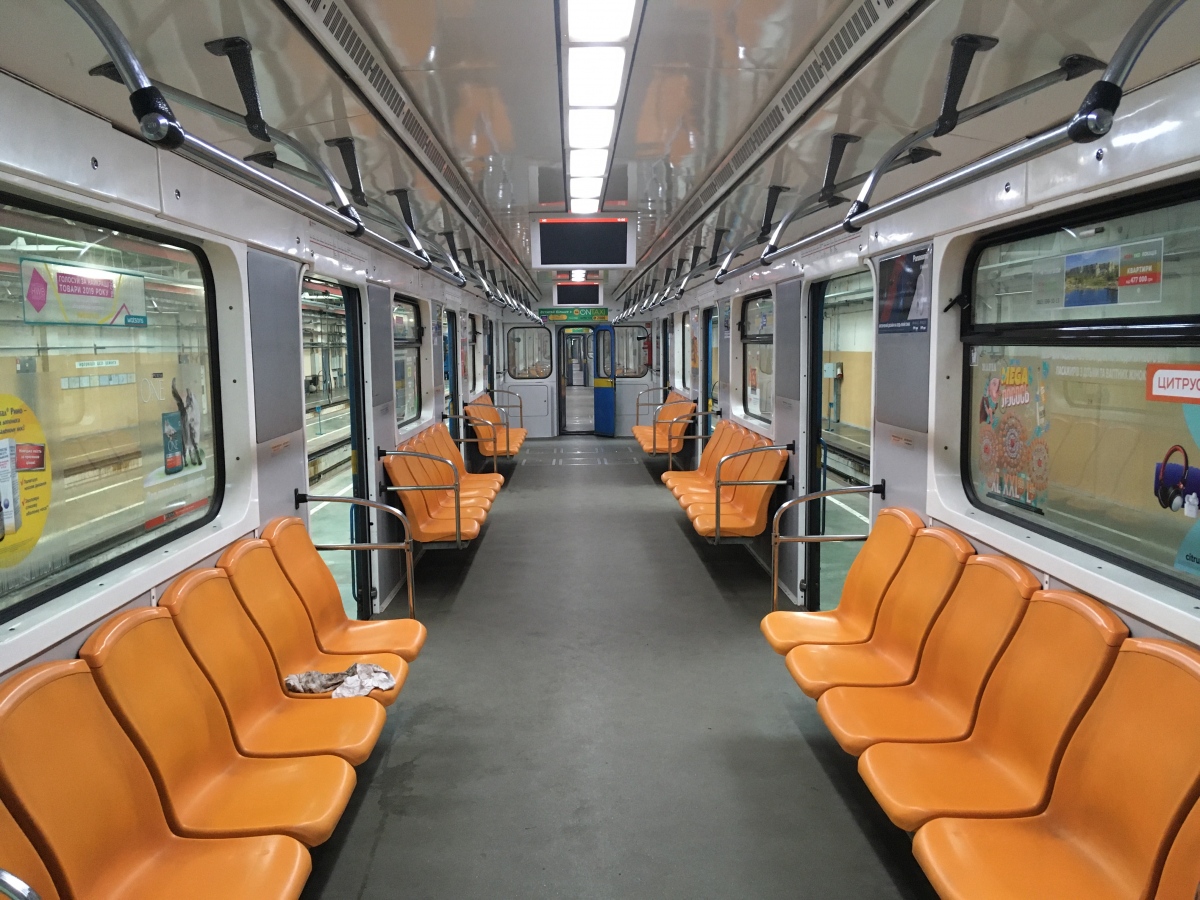 Киев, Е-КМ-Гб (81-7080) № 5537