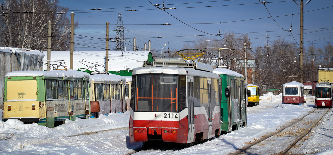 Novosibirsk, 71-605A № ЭВК-1; Novosibirsk, BKM 62103 № 2114 Novosibirsk, 71-605A № ЭВК-1; Novosibirsk, BKM 62103 № 2114