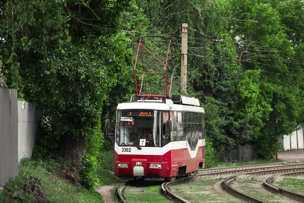 Барнаул, БКМ 62103 № 3302