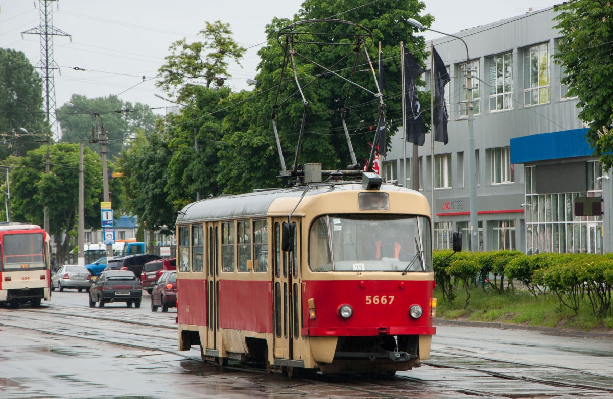 Kiev, Tatra T3SUCS N°. 5667