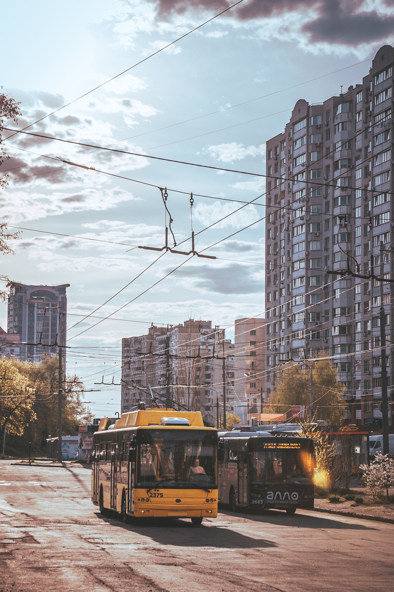 Киев — Конечные станции и кольца