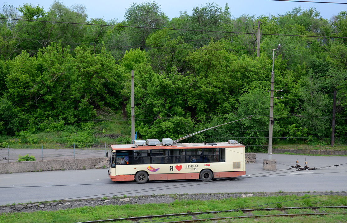Кривой Рог, ЮМЗ Т2 мод. 7 № 654