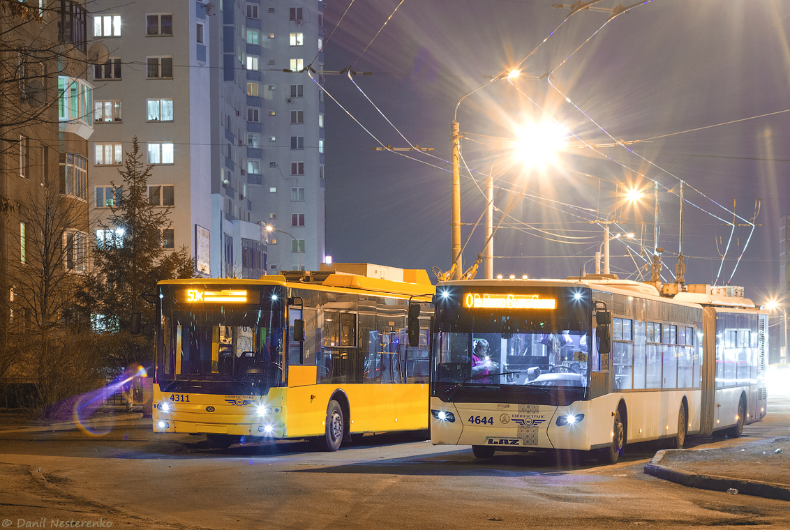 Kyjev, LAZ E301D1 č. 4644