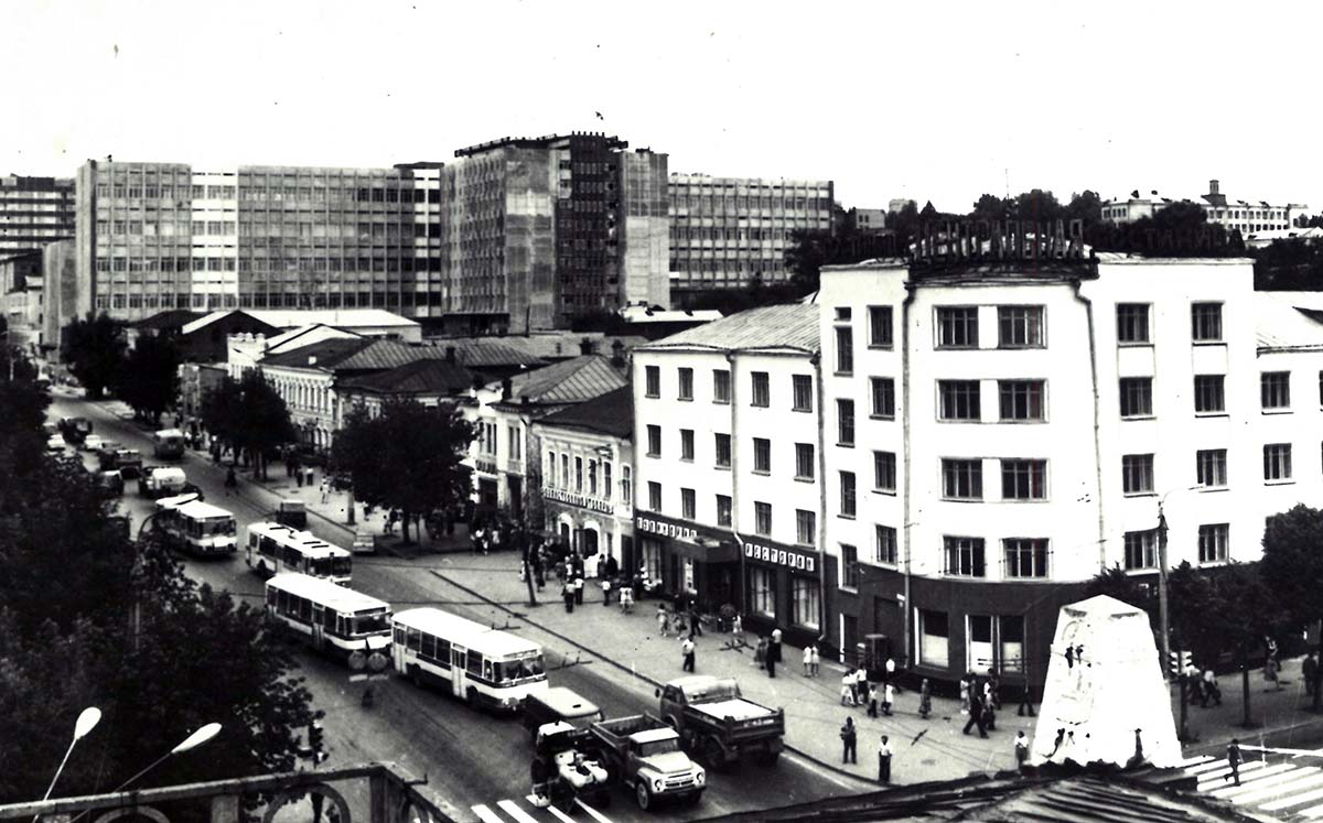 Ijevsk — Electric transit lines; Ijevsk — Old photos