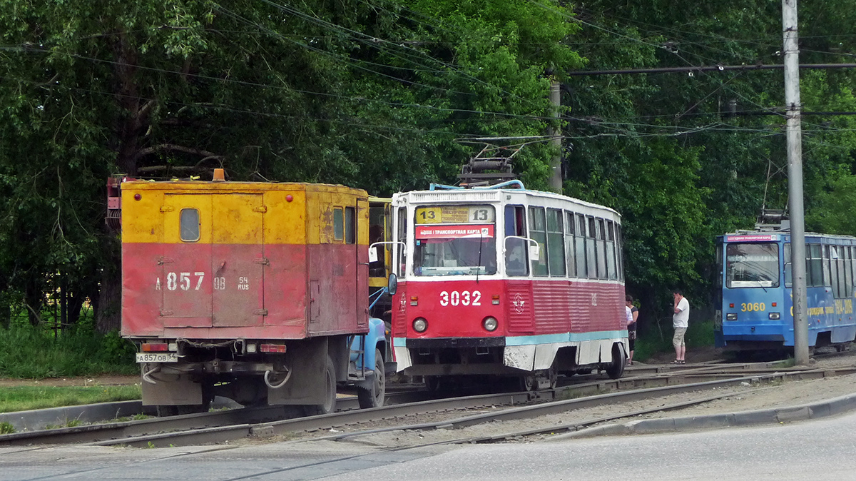 Новосибирск, 71-605 (КТМ-5М3) № 3032; Новосибирск — Происшествия