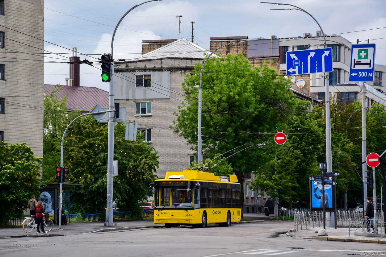 Kyiv, Bogdan T70117 # 1391