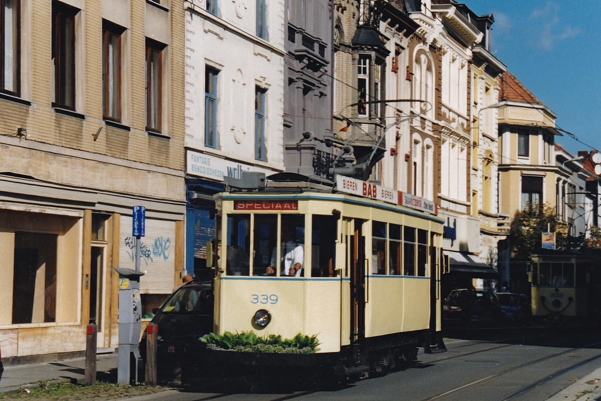 Gent, 3-axle motor car č. 339; Gent — Tramparade (12/09/2004) and private excursion (19/09/2004) Gent, 3-axle motor car č. 339; Gent — Tramparade (12/09/2004) and private excursion (19/09/2004)