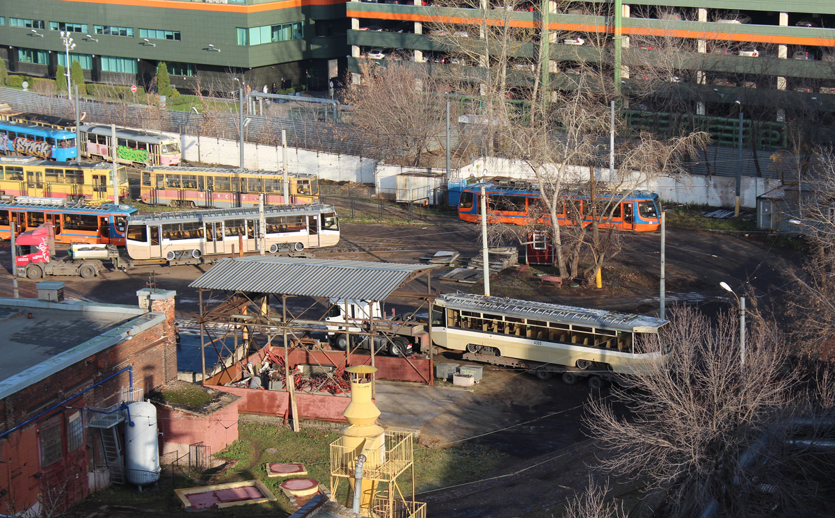 Москва, 71-619А № 4305