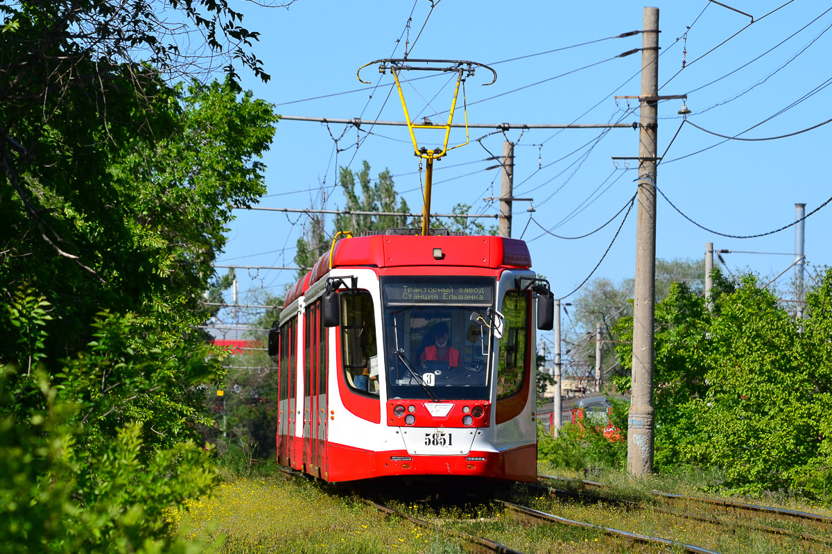 Волгоград, 71-623-03 № 5851