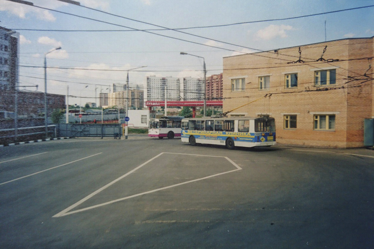 Химки, ЗиУ-682Г-012 [Г0А] № 0012; Химки, АКСМ 101А № 0004