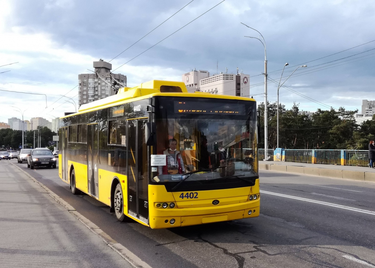 Киев, Богдан Т70110 № 4402
