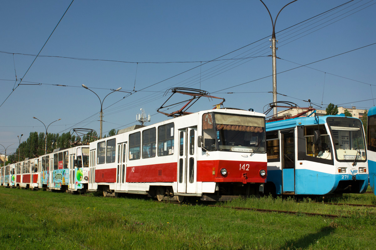 Липецк, Tatra T6B5SU № 142